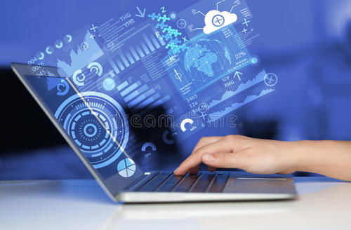 初中畢業(yè)后學什么專業(yè)好？河北航空管理中等學校計算機網絡技術開發(fā)專業(yè)解析